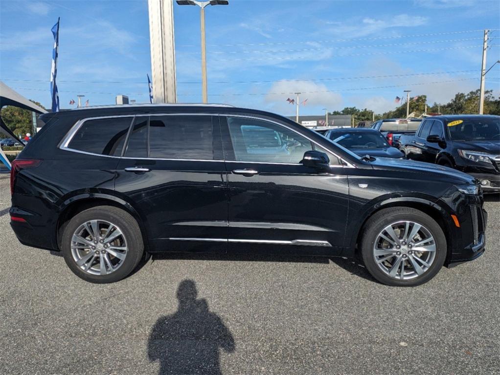 used 2023 Cadillac XT6 car, priced at $32,189