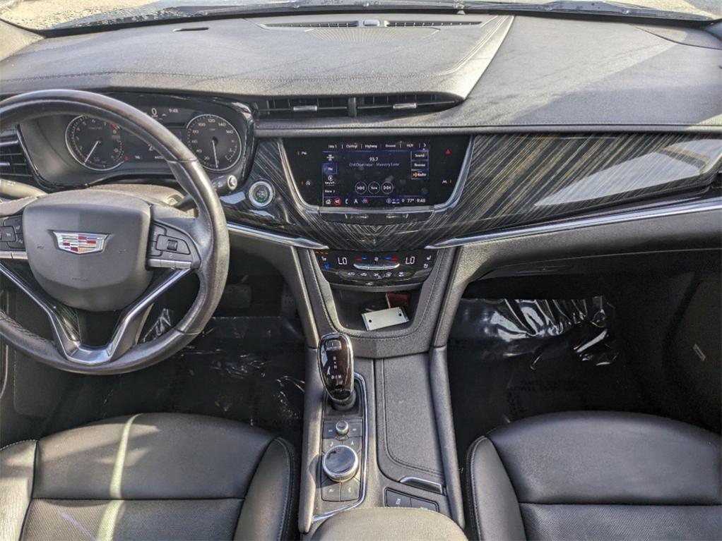 used 2023 Cadillac XT6 car, priced at $32,189