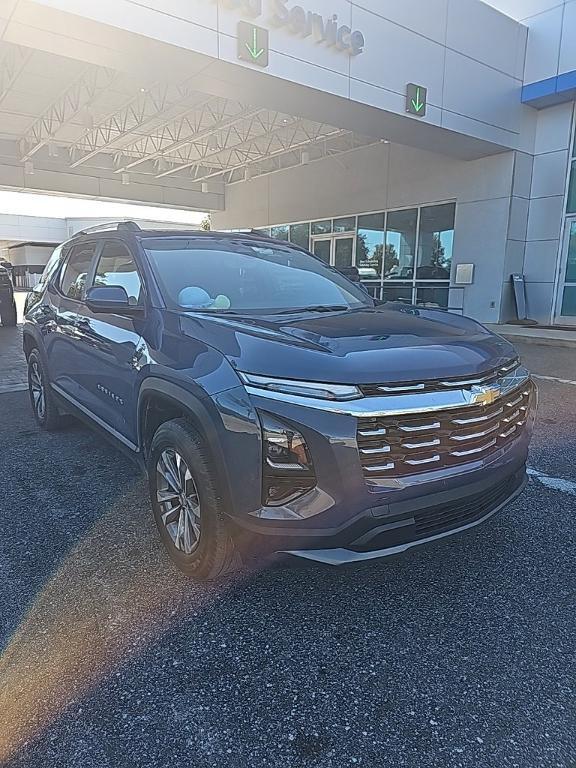used 2025 Chevrolet Equinox car, priced at $23,989