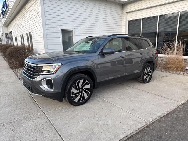 used 2024 Volkswagen Atlas car, priced at $31,499