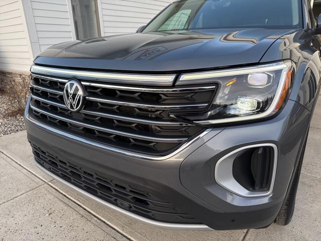 used 2024 Volkswagen Atlas car, priced at $31,499