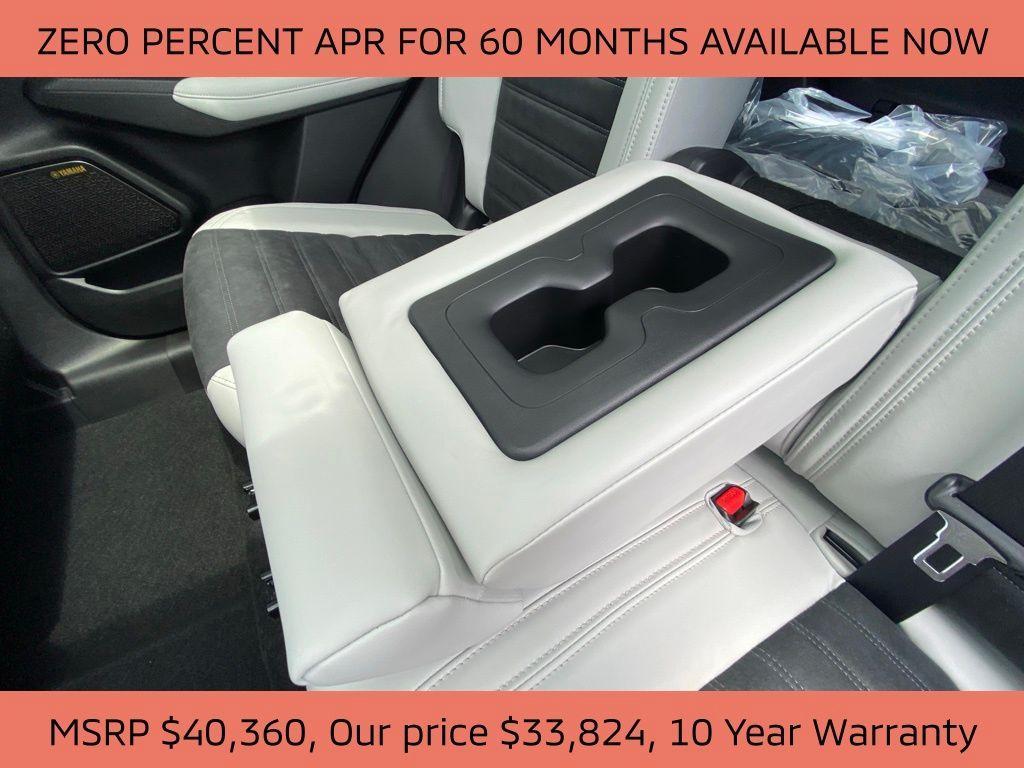 new 2025 Mitsubishi Outlander car, priced at $33,824