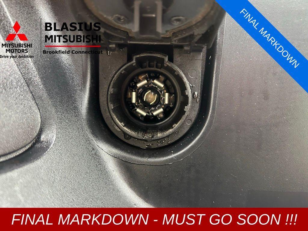 used 2022 Ram 1500 Classic car, priced at $24,989