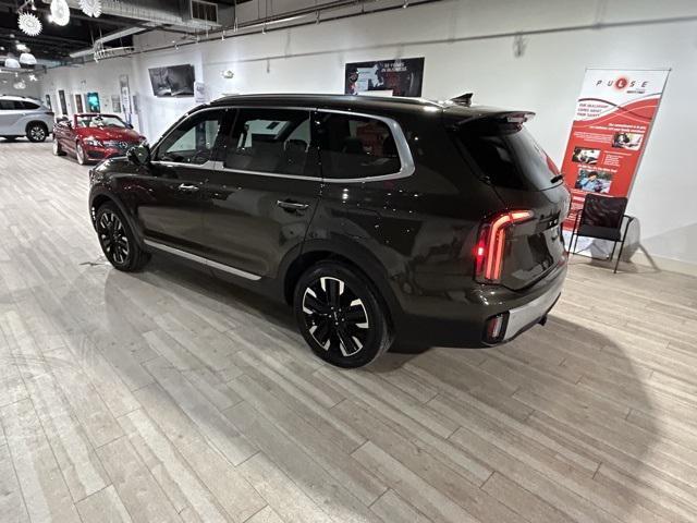 used 2023 Kia Telluride car, priced at $38,787