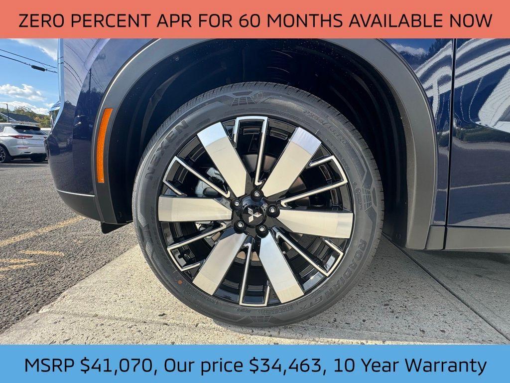 new 2025 Mitsubishi Outlander car, priced at $34,463
