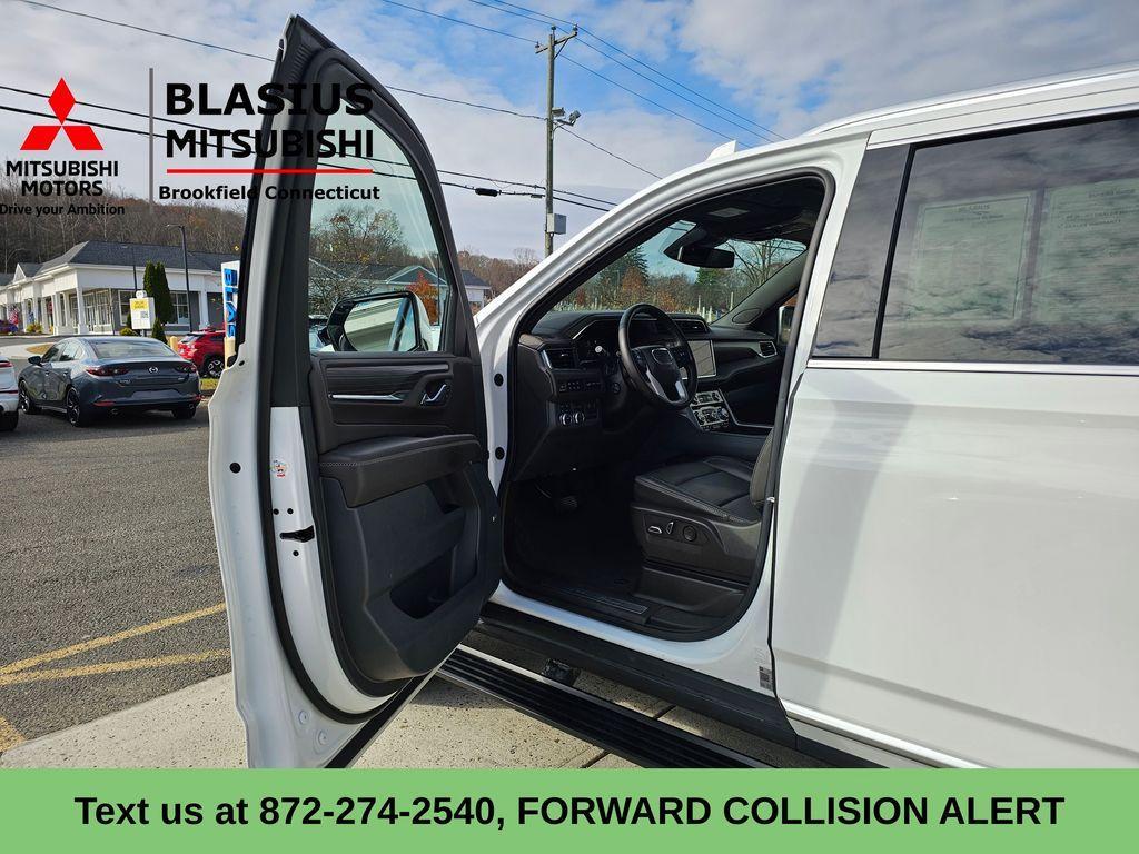 used 2023 GMC Yukon XL car, priced at $62,687