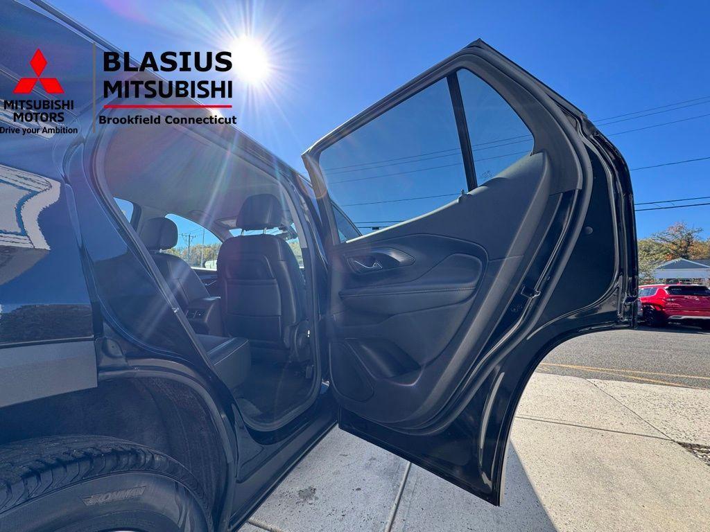 used 2024 GMC Terrain car, priced at $21,188