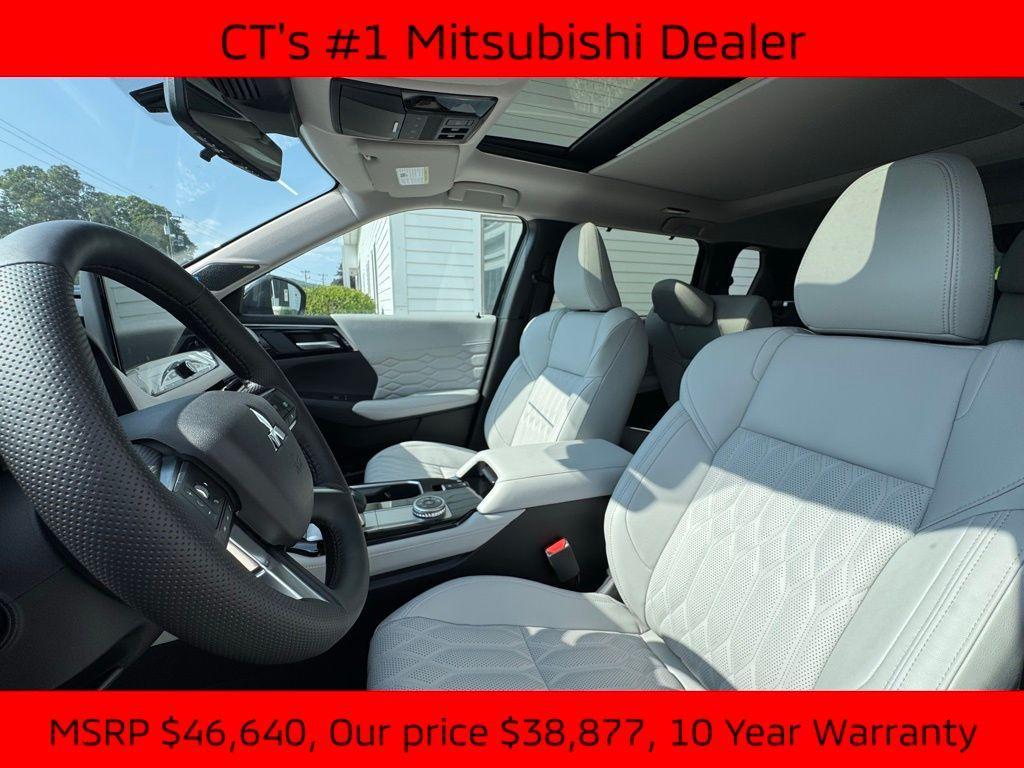 new 2025 Mitsubishi Outlander car, priced at $38,877