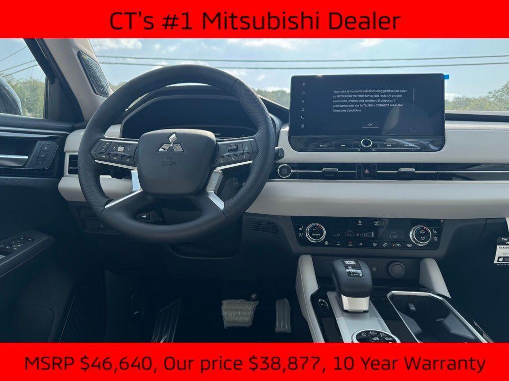 new 2025 Mitsubishi Outlander car, priced at $38,877