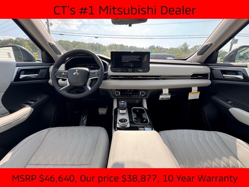 new 2025 Mitsubishi Outlander car, priced at $38,877