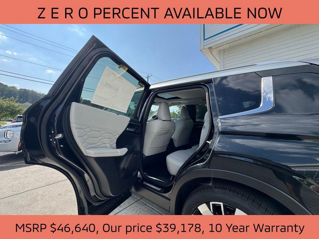 new 2025 Mitsubishi Outlander car, priced at $39,178