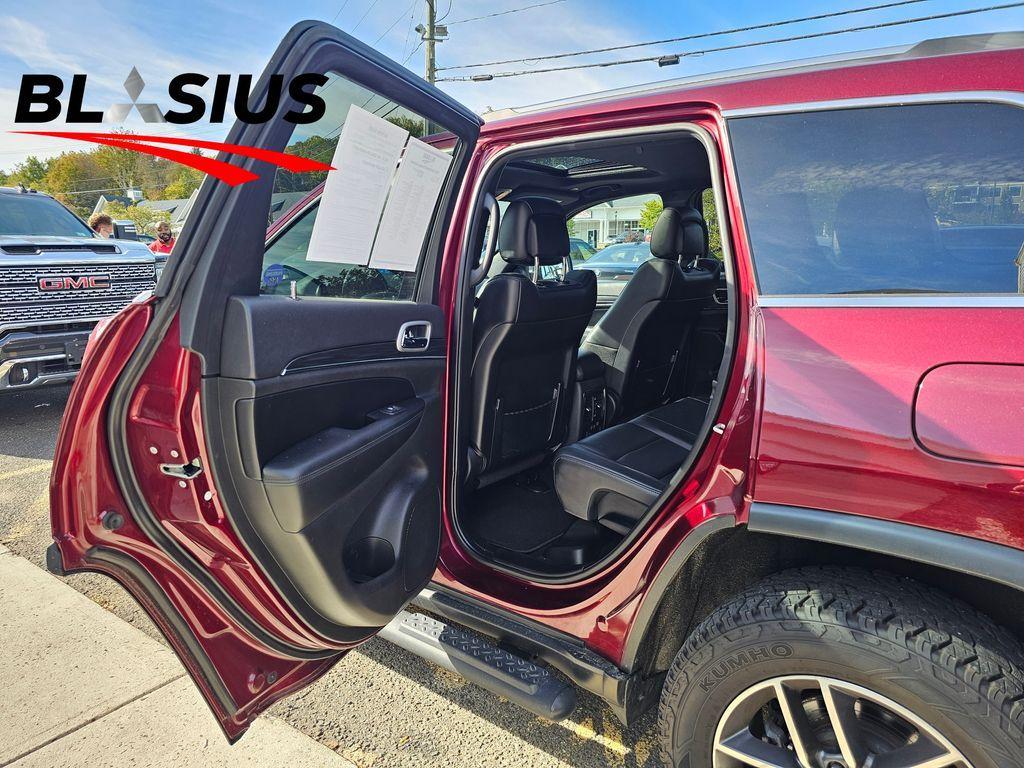 used 2020 Jeep Grand Cherokee car, priced at $23,678