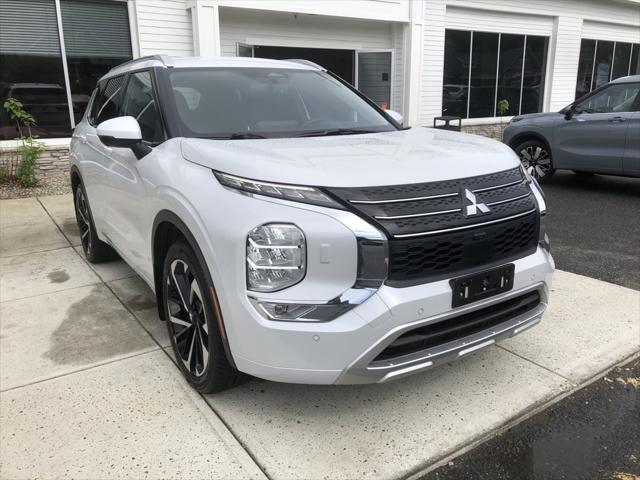 used 2022 Mitsubishi Outlander car, priced at $23,989