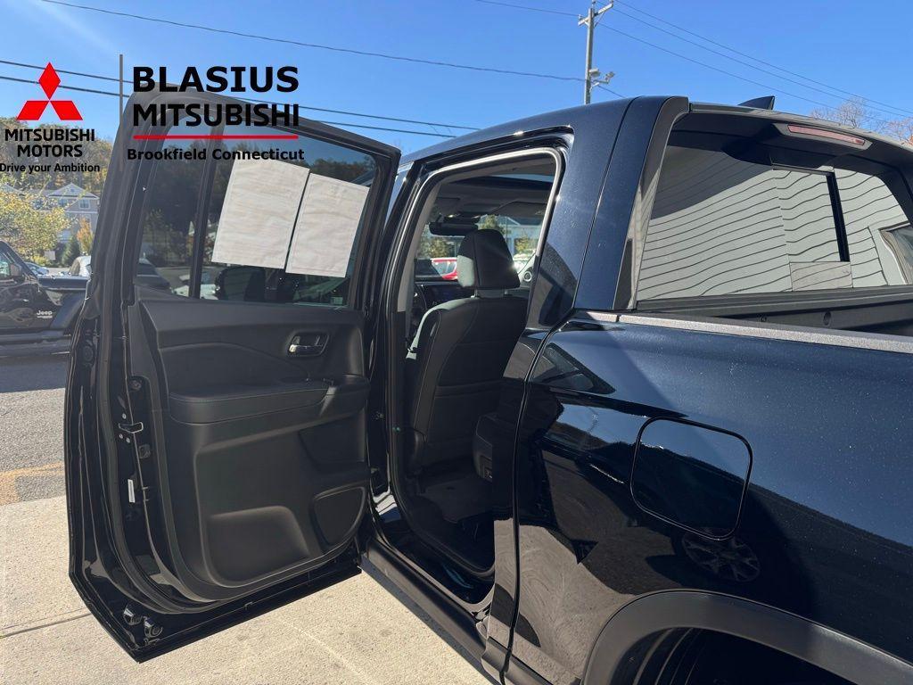 used 2023 Honda Ridgeline car, priced at $33,400