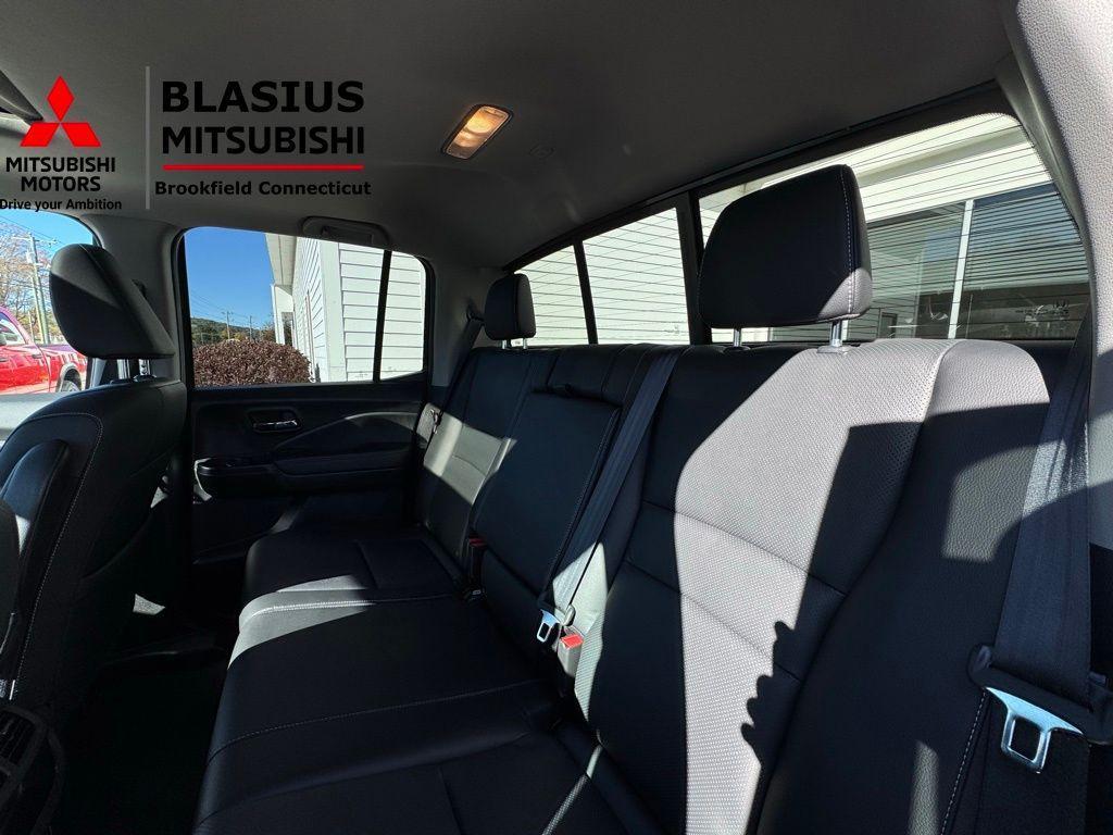 used 2023 Honda Ridgeline car, priced at $33,400