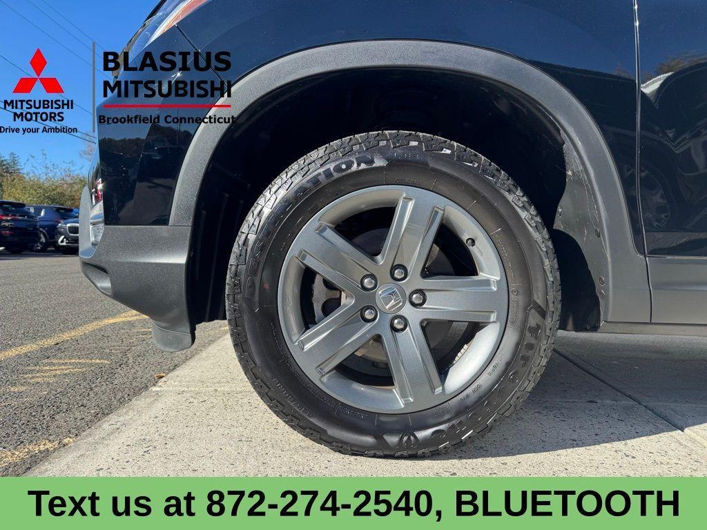 used 2023 Honda Ridgeline car, priced at $33,400