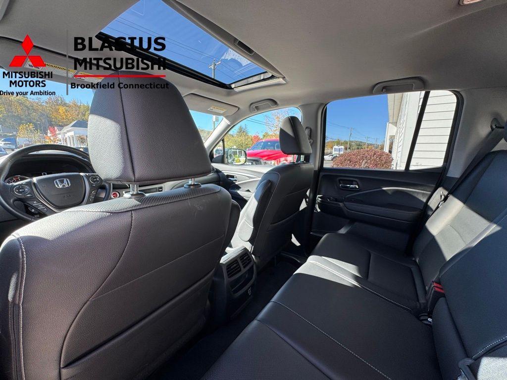 used 2023 Honda Ridgeline car, priced at $33,400