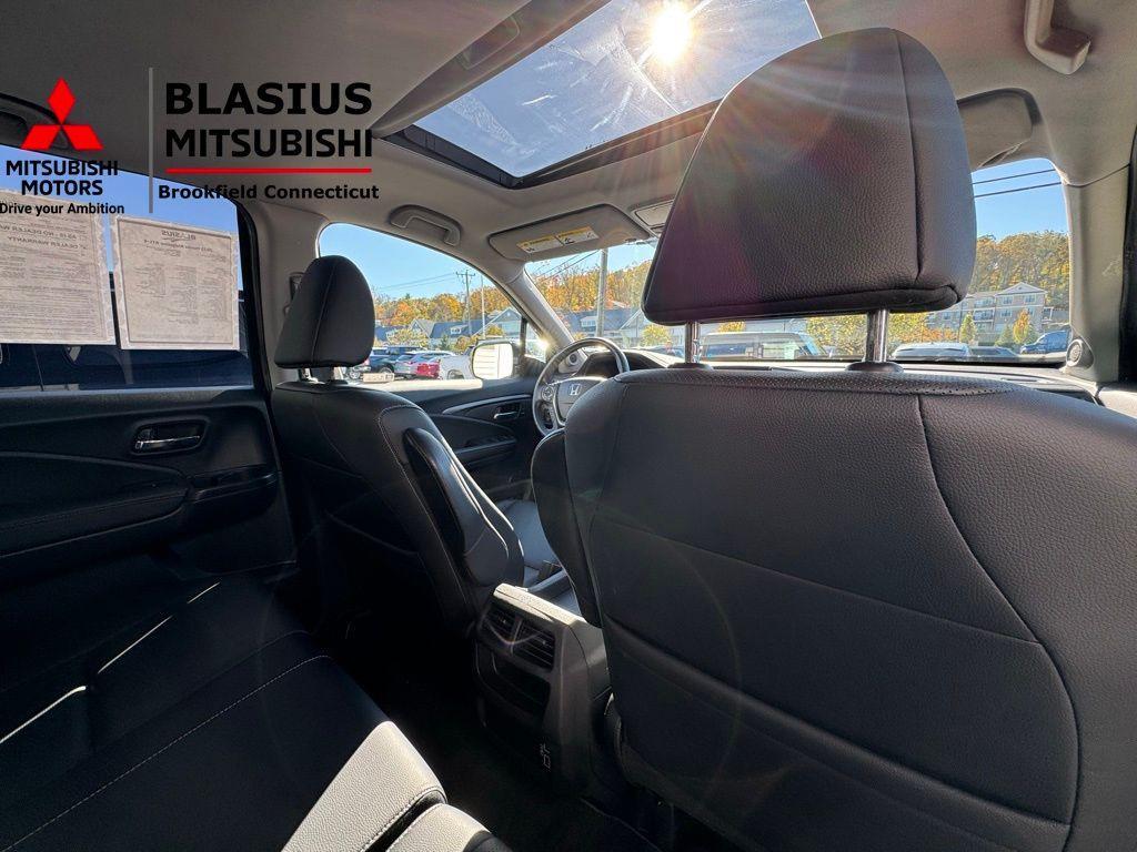 used 2023 Honda Ridgeline car, priced at $33,400