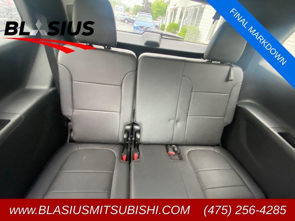 used 2022 Chevrolet Traverse car, priced at $29,225