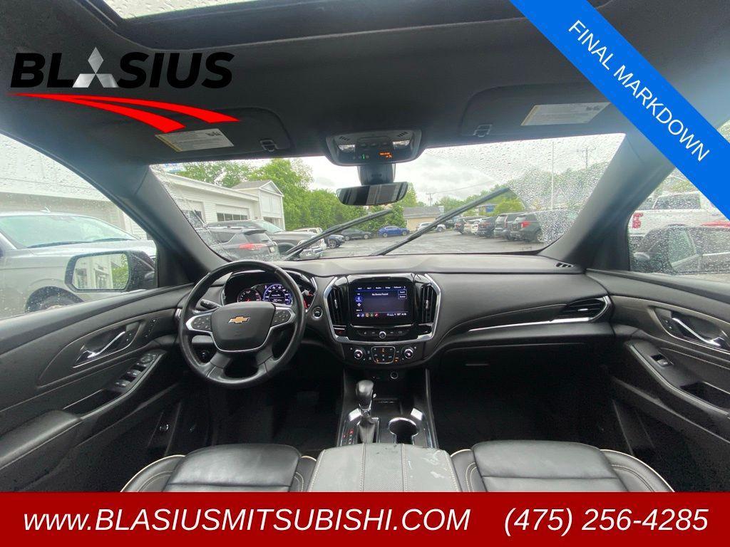 used 2022 Chevrolet Traverse car, priced at $29,225