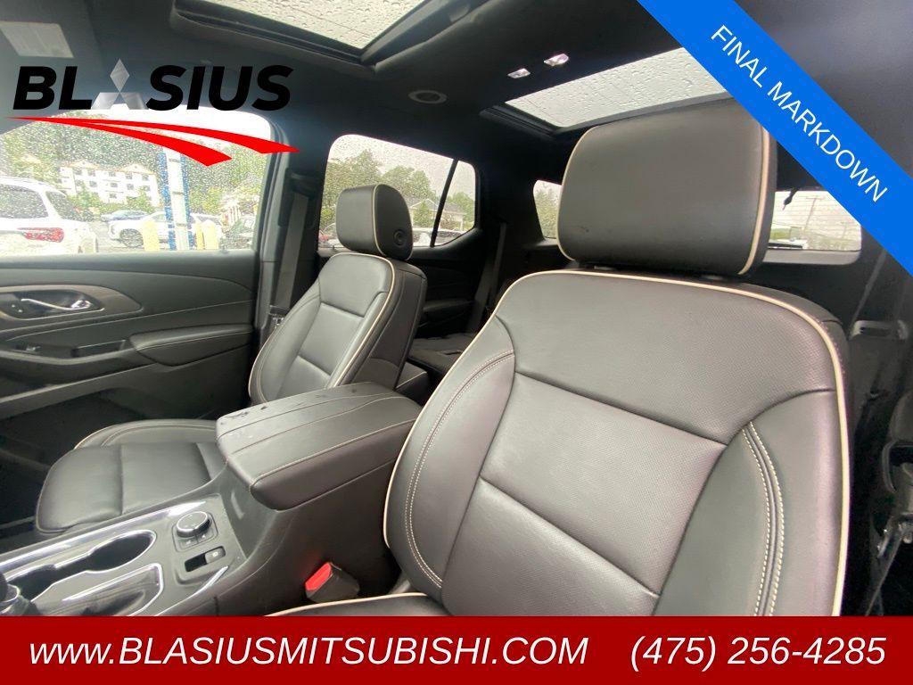 used 2022 Chevrolet Traverse car, priced at $29,225