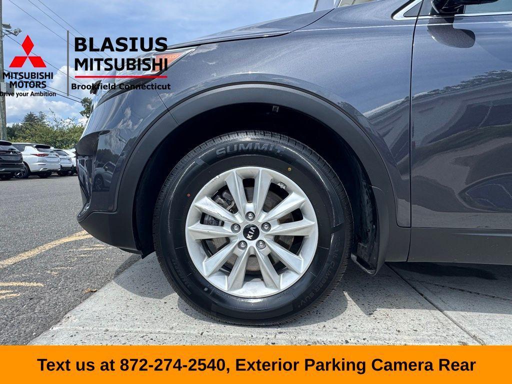 used 2019 Kia Sorento car, priced at $9,995