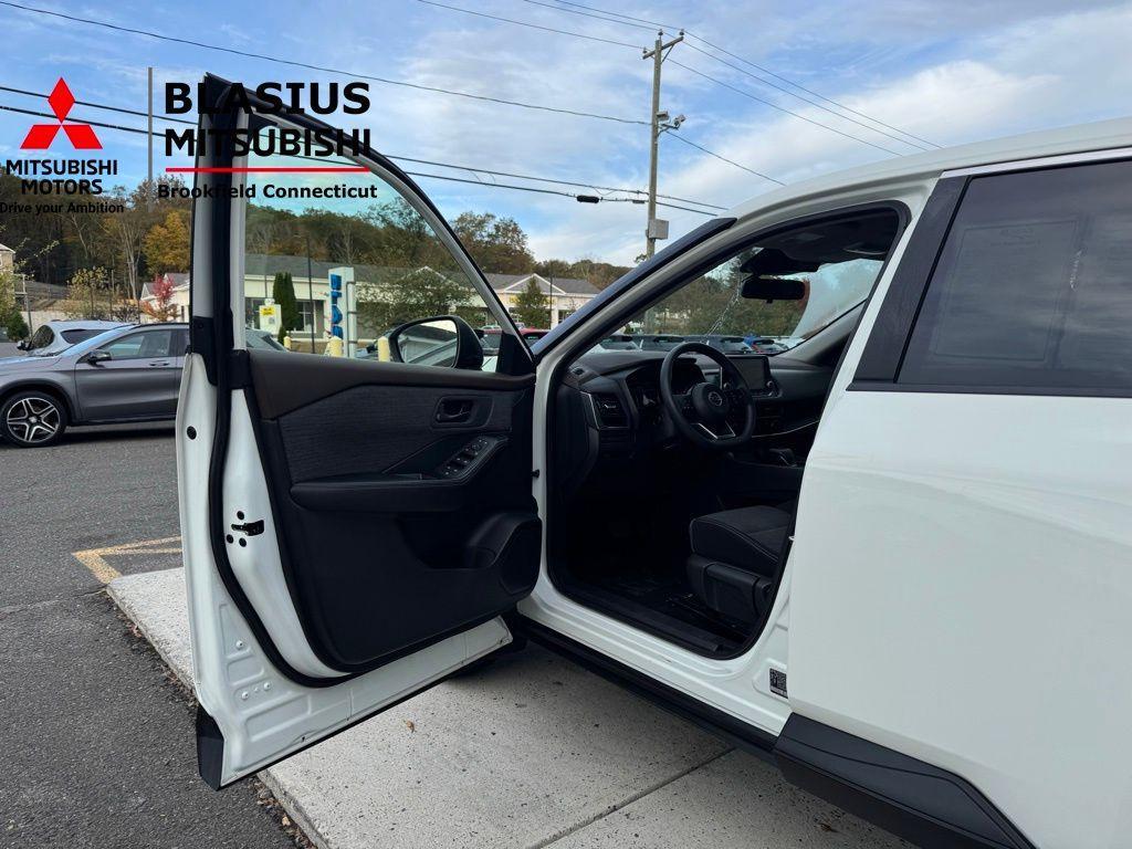 used 2021 Nissan Rogue car, priced at $17,394