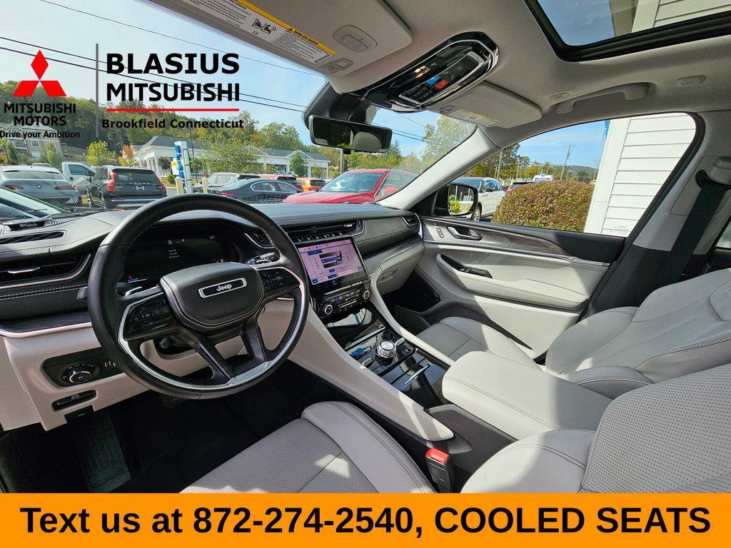 used 2022 Jeep Grand Cherokee car, priced at $39,989