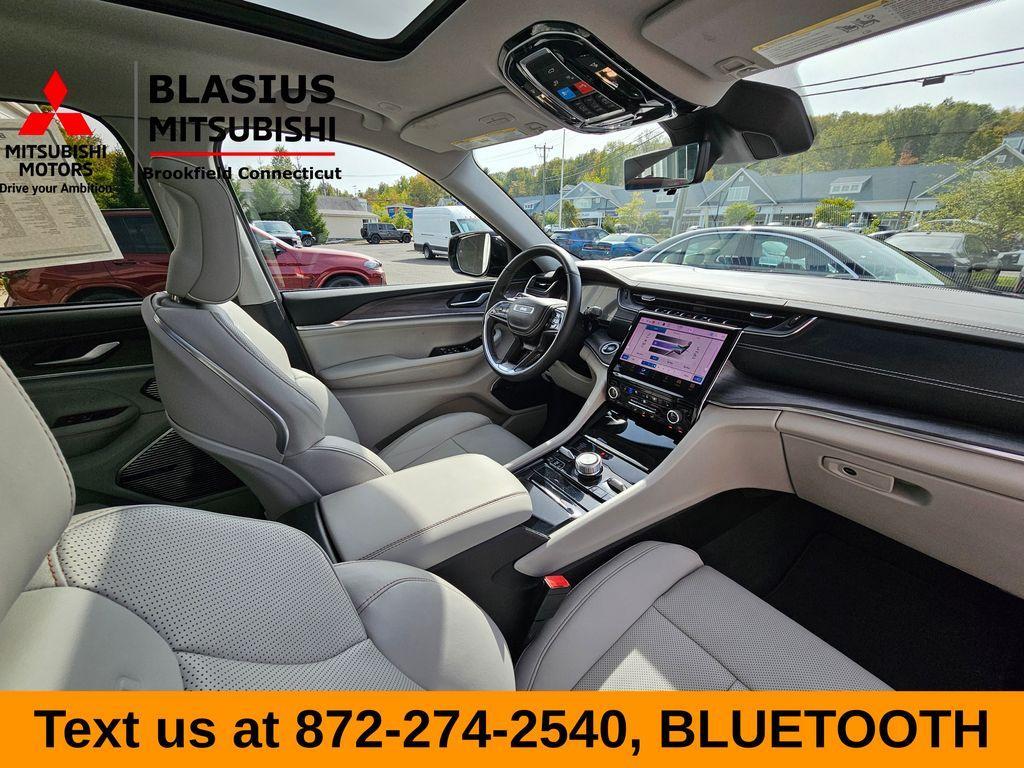 used 2022 Jeep Grand Cherokee car, priced at $39,989