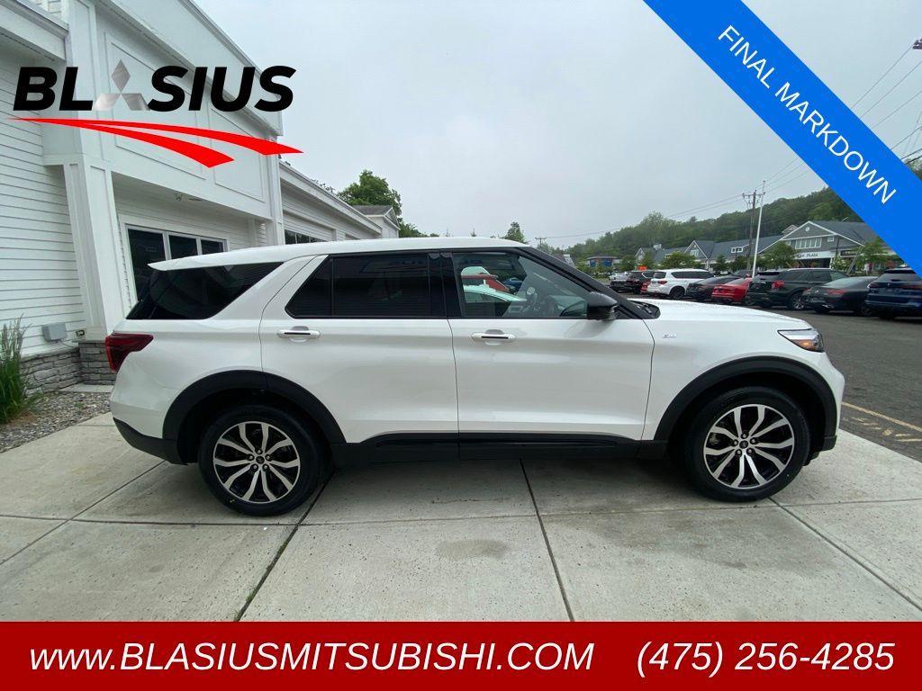 used 2022 Ford Explorer car, priced at $31,287