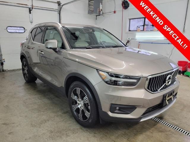 used 2020 Volvo XC40 car, priced at $24,989