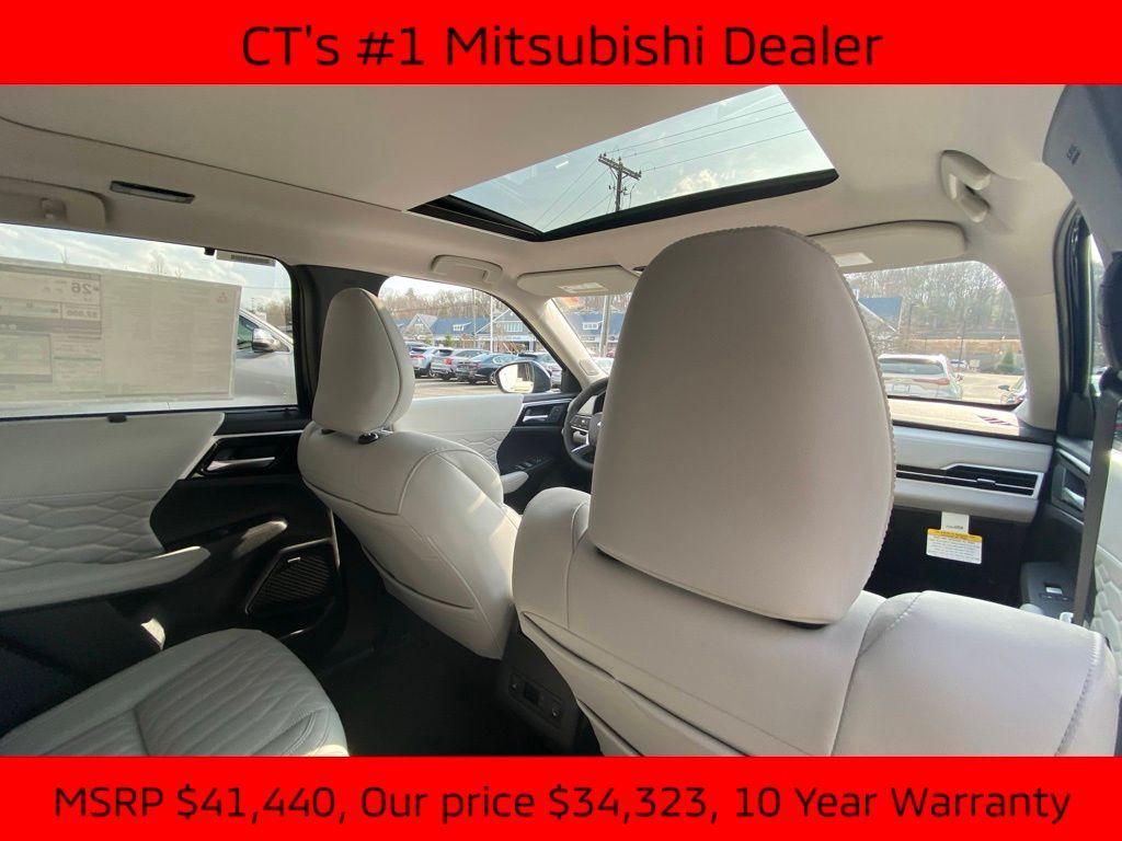 new 2025 Mitsubishi Outlander car, priced at $34,323