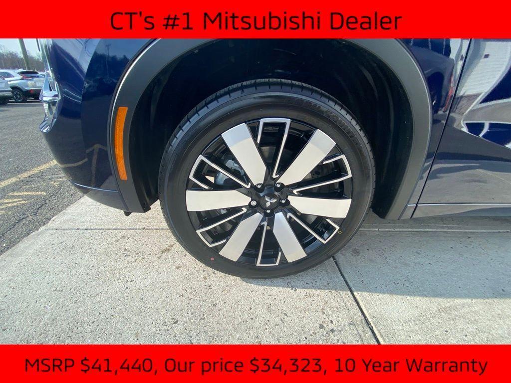 new 2025 Mitsubishi Outlander car, priced at $34,323