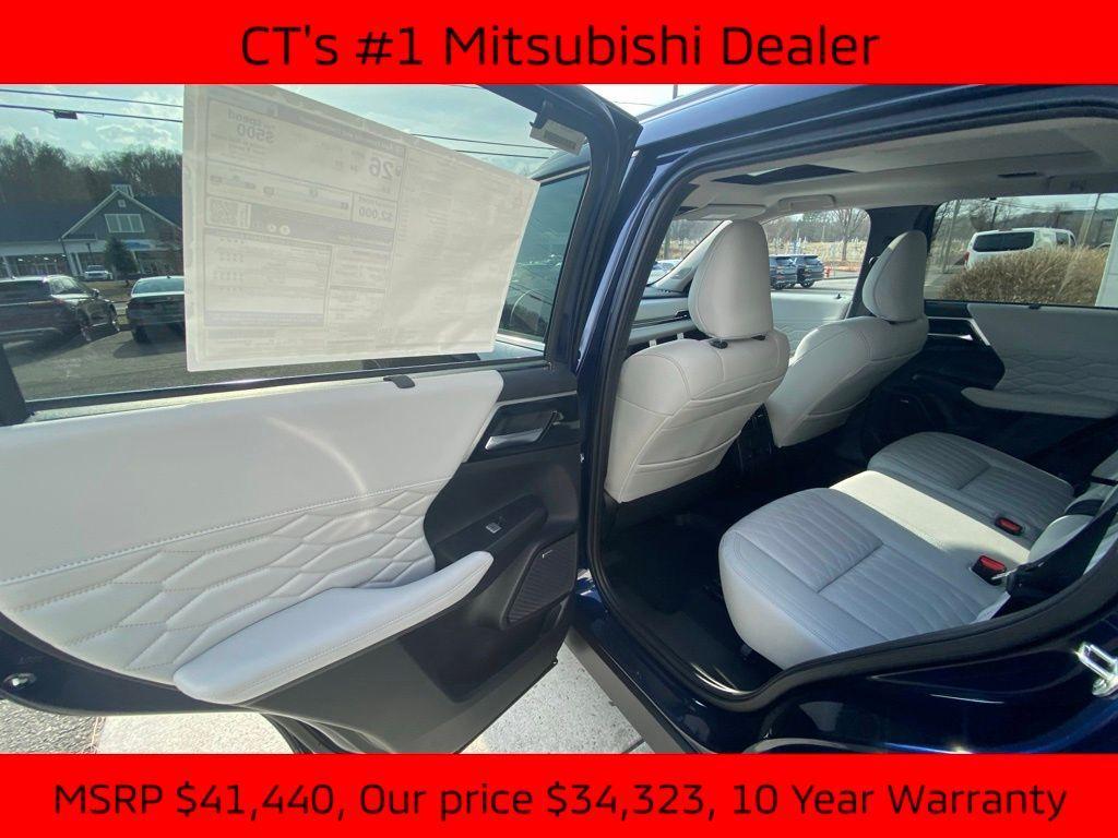 new 2025 Mitsubishi Outlander car, priced at $34,323