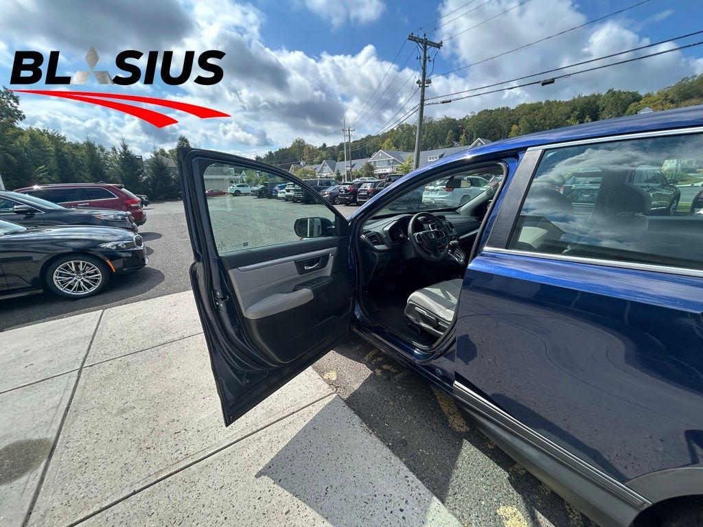 used 2017 Honda CR-V car, priced at $15,989