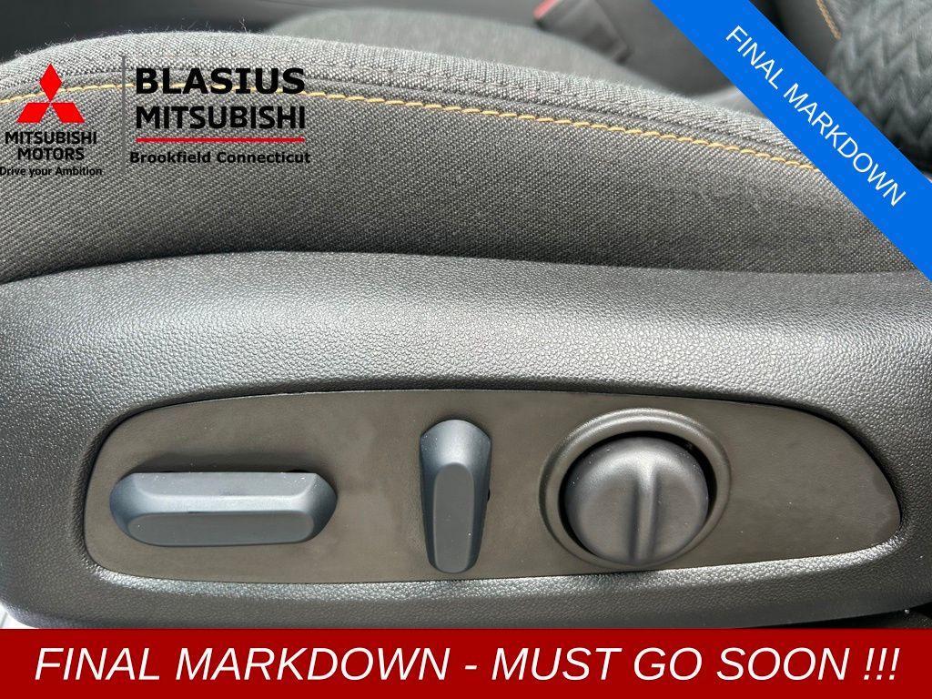 used 2022 Chevrolet Equinox car, priced at $18,499