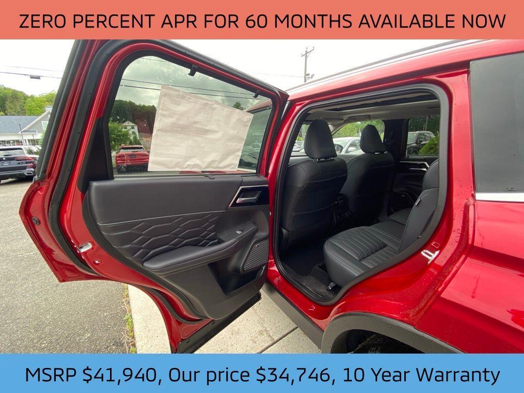 new 2025 Mitsubishi Outlander car, priced at $34,746