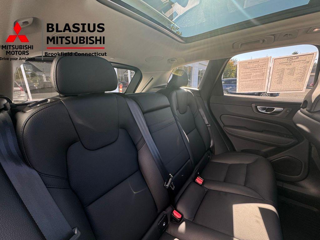 used 2022 Volvo XC60 car, priced at $30,999