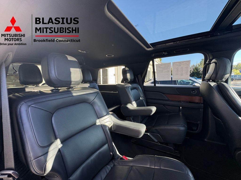 used 2022 Lincoln Navigator car, priced at $45,659