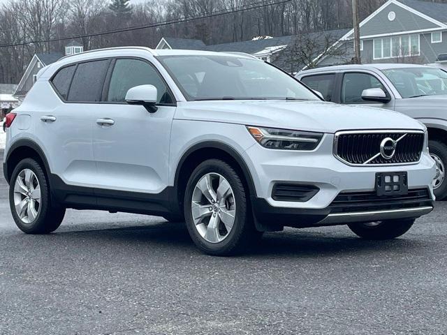 used 2020 Volvo XC40 car, priced at $17,989