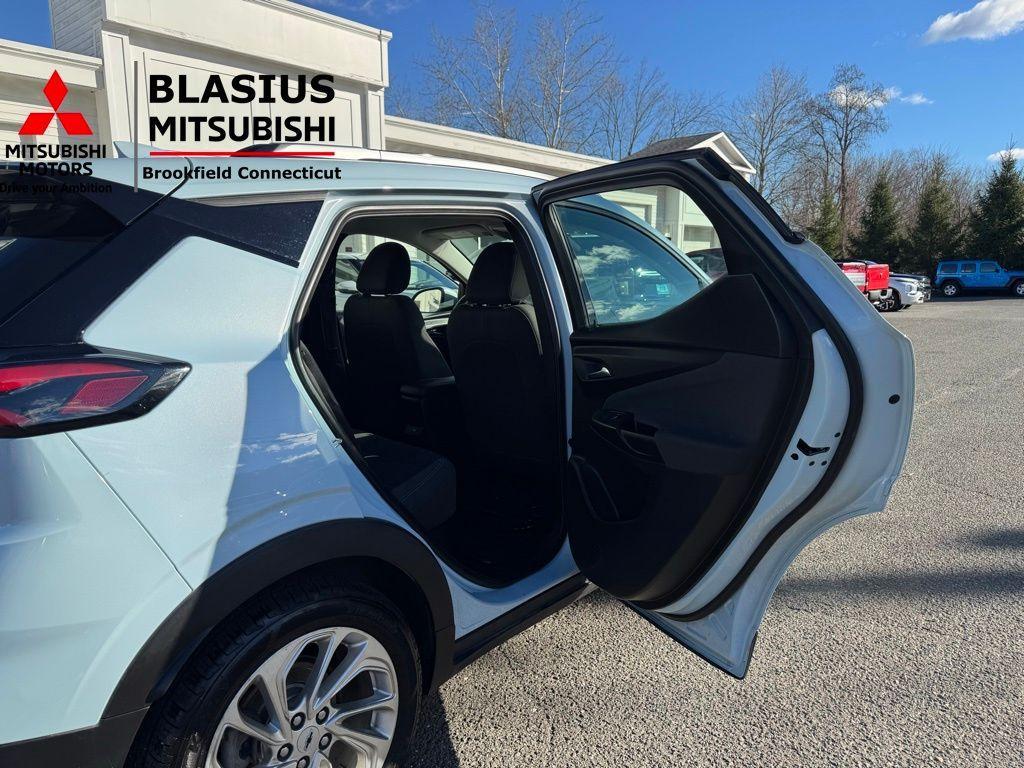 used 2023 Chevrolet Bolt EUV car, priced at $17,995