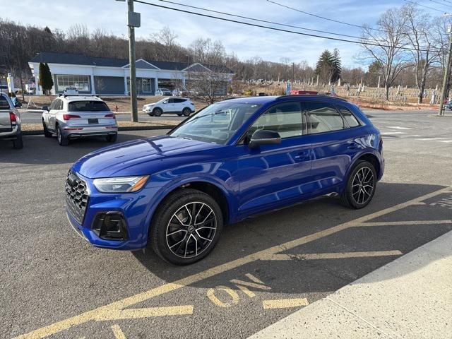 used 2022 Audi SQ5 car, priced at $35,989