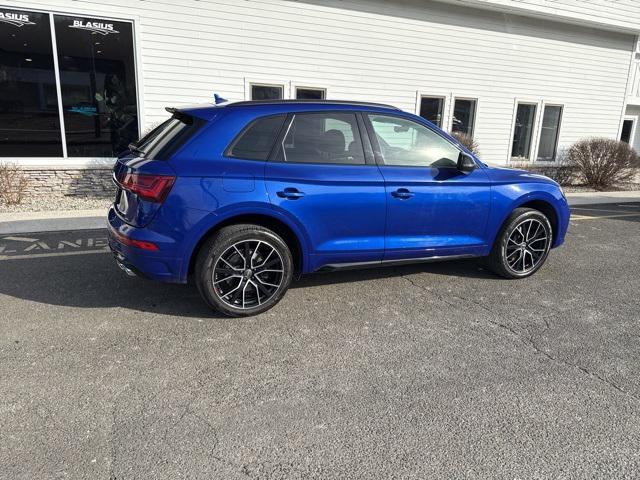 used 2022 Audi SQ5 car, priced at $35,989