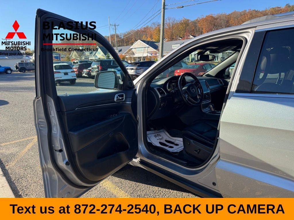 used 2021 Jeep Grand Cherokee car, priced at $22,417