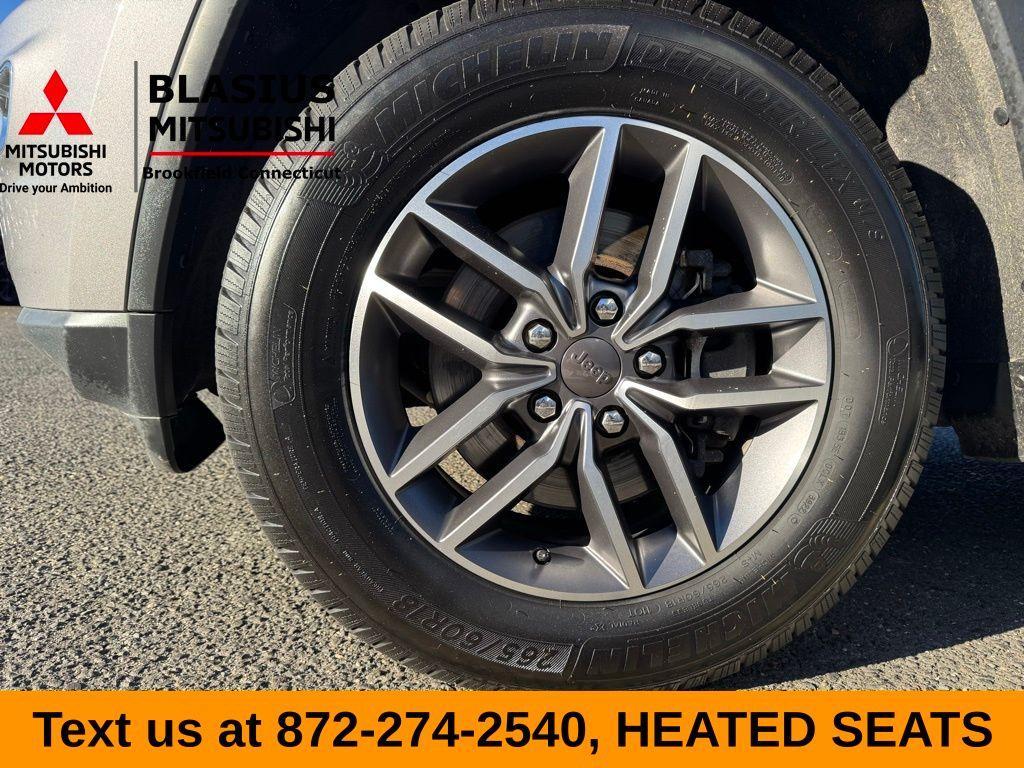 used 2021 Jeep Grand Cherokee car, priced at $22,417