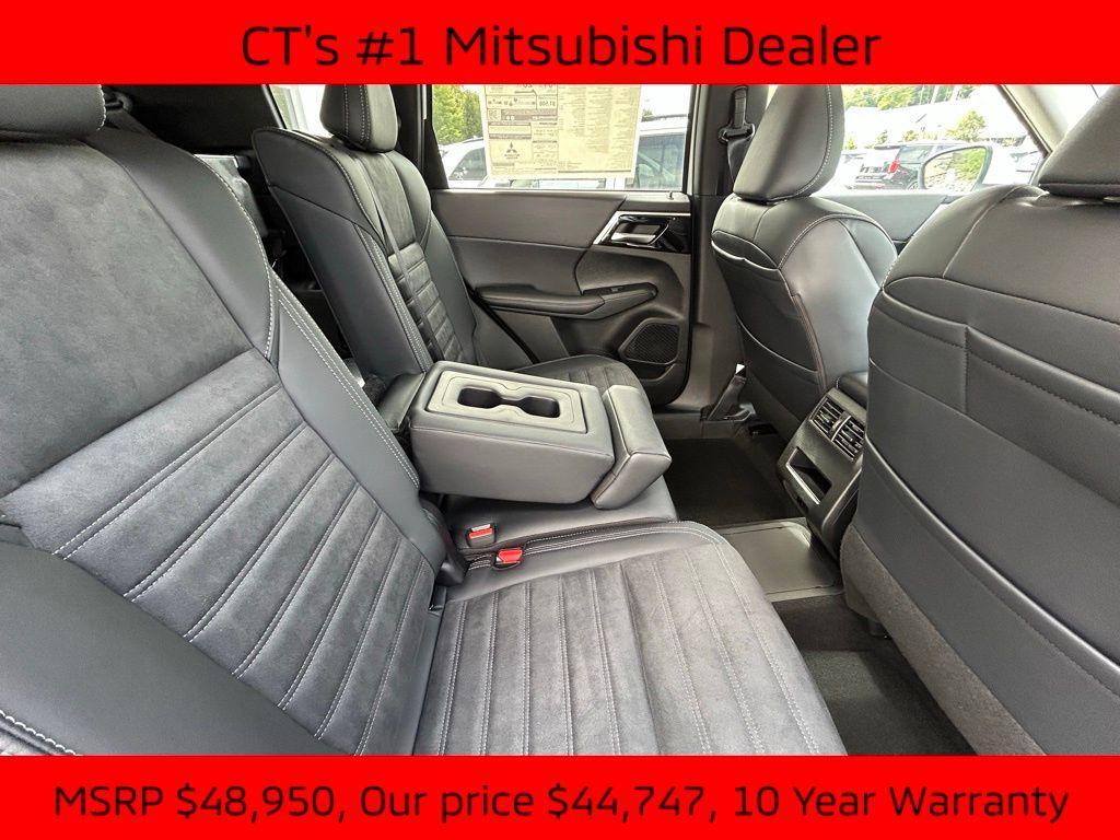 new 2025 Mitsubishi Outlander PHEV car, priced at $44,747