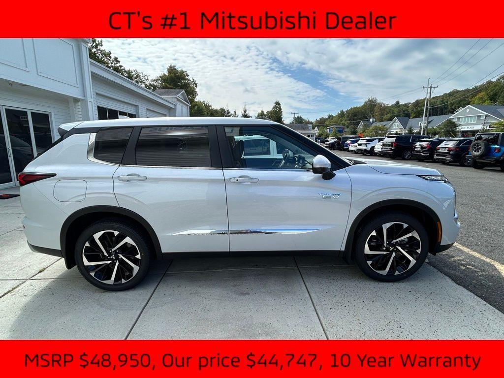 new 2025 Mitsubishi Outlander PHEV car, priced at $44,747