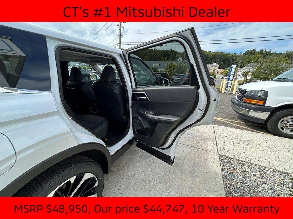 new 2025 Mitsubishi Outlander PHEV car, priced at $44,747