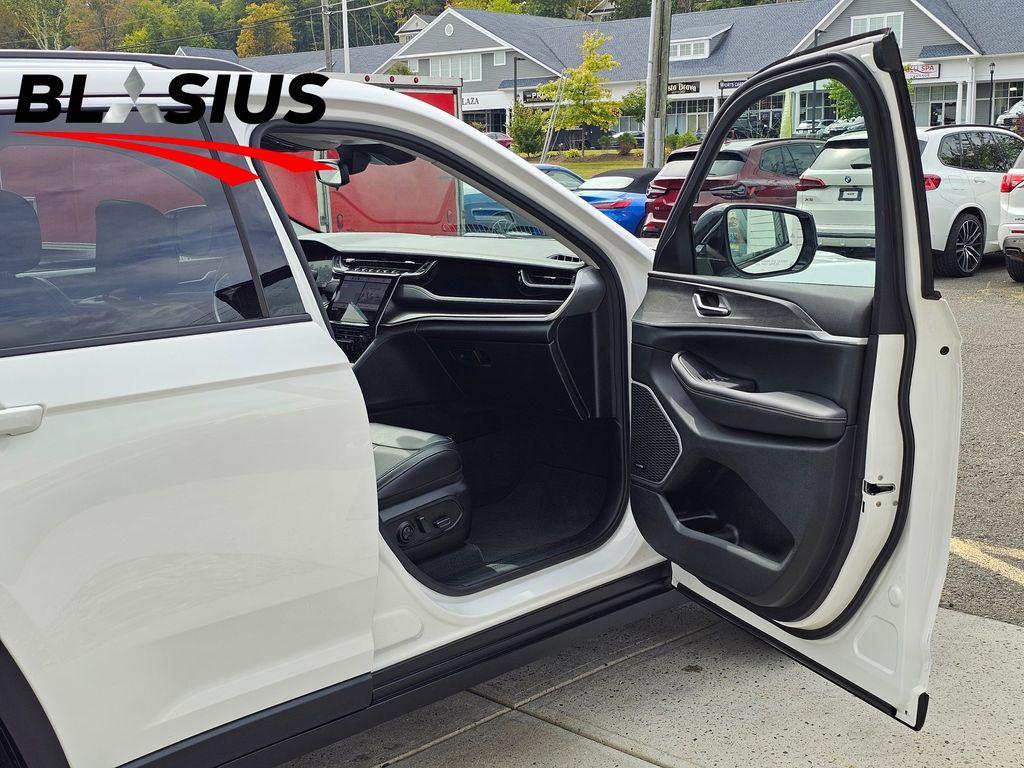 used 2023 Jeep Grand Cherokee 4xe car, priced at $28,887
