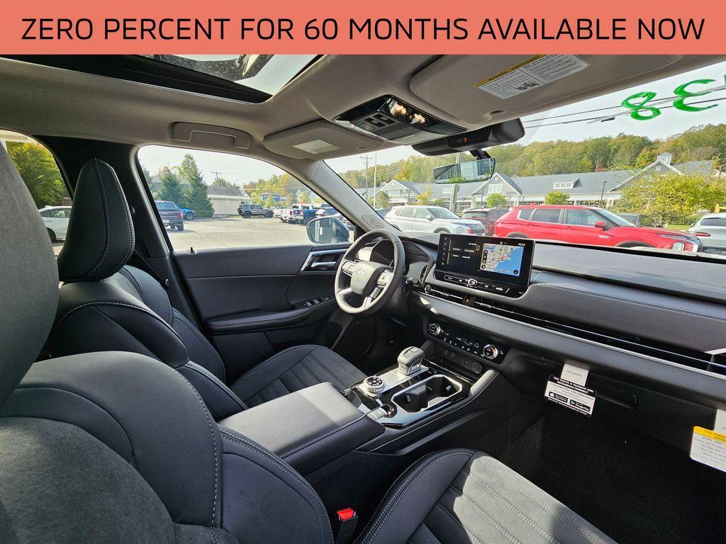 new 2025 Mitsubishi Outlander car